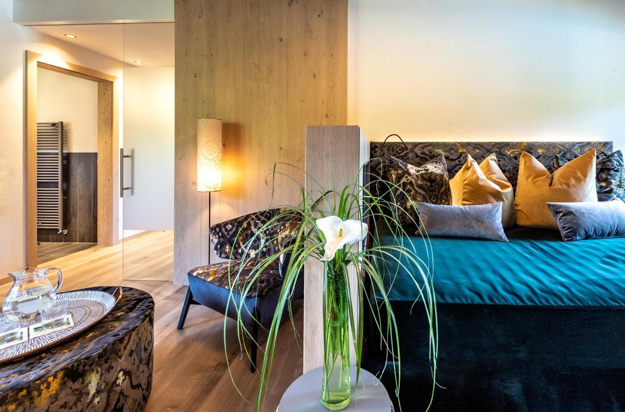 Gartenhotel Moser Appiano Sulla Strada Del Vino Luaran gambar