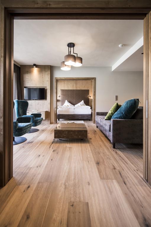 Gartenhotel Moser Appiano Sulla Strada Del Vino Luaran gambar