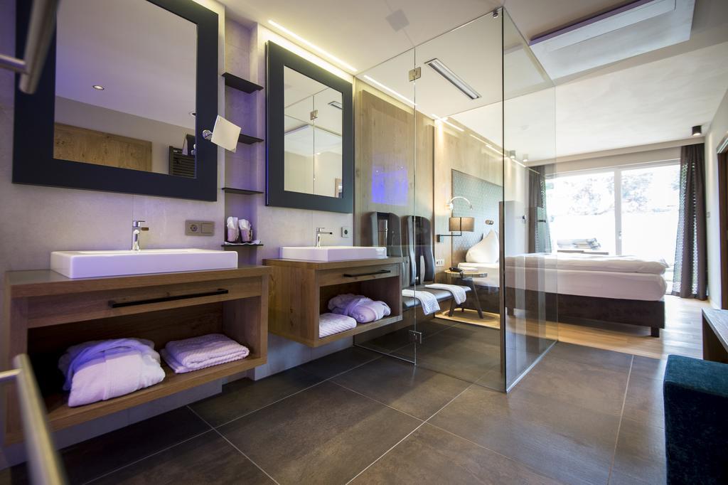 Gartenhotel Moser Appiano Sulla Strada Del Vino Luaran gambar