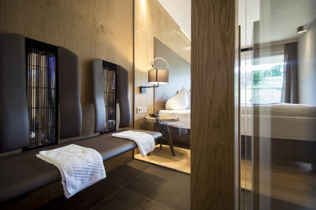 Gartenhotel Moser Appiano Sulla Strada Del Vino Luaran gambar