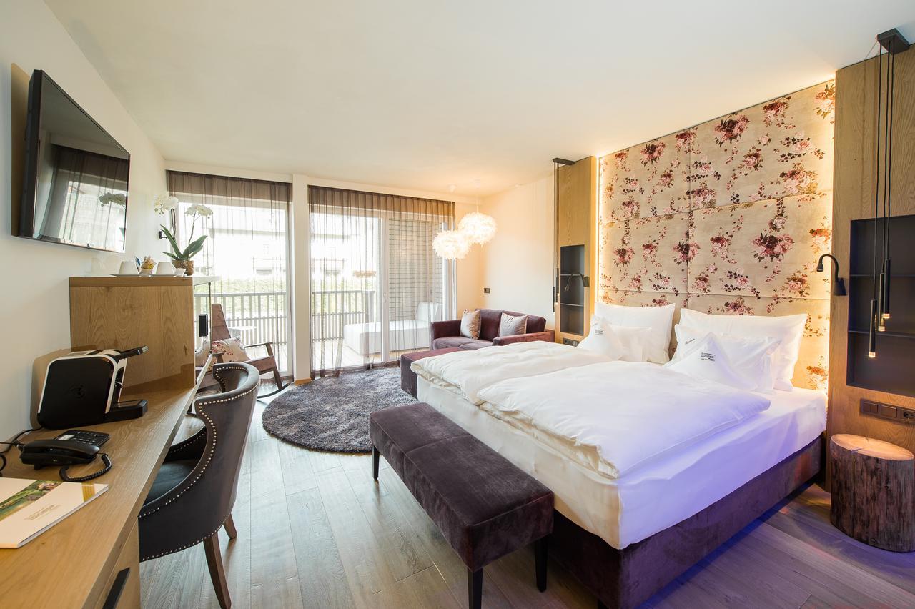 Gartenhotel Moser Appiano Sulla Strada Del Vino Luaran gambar