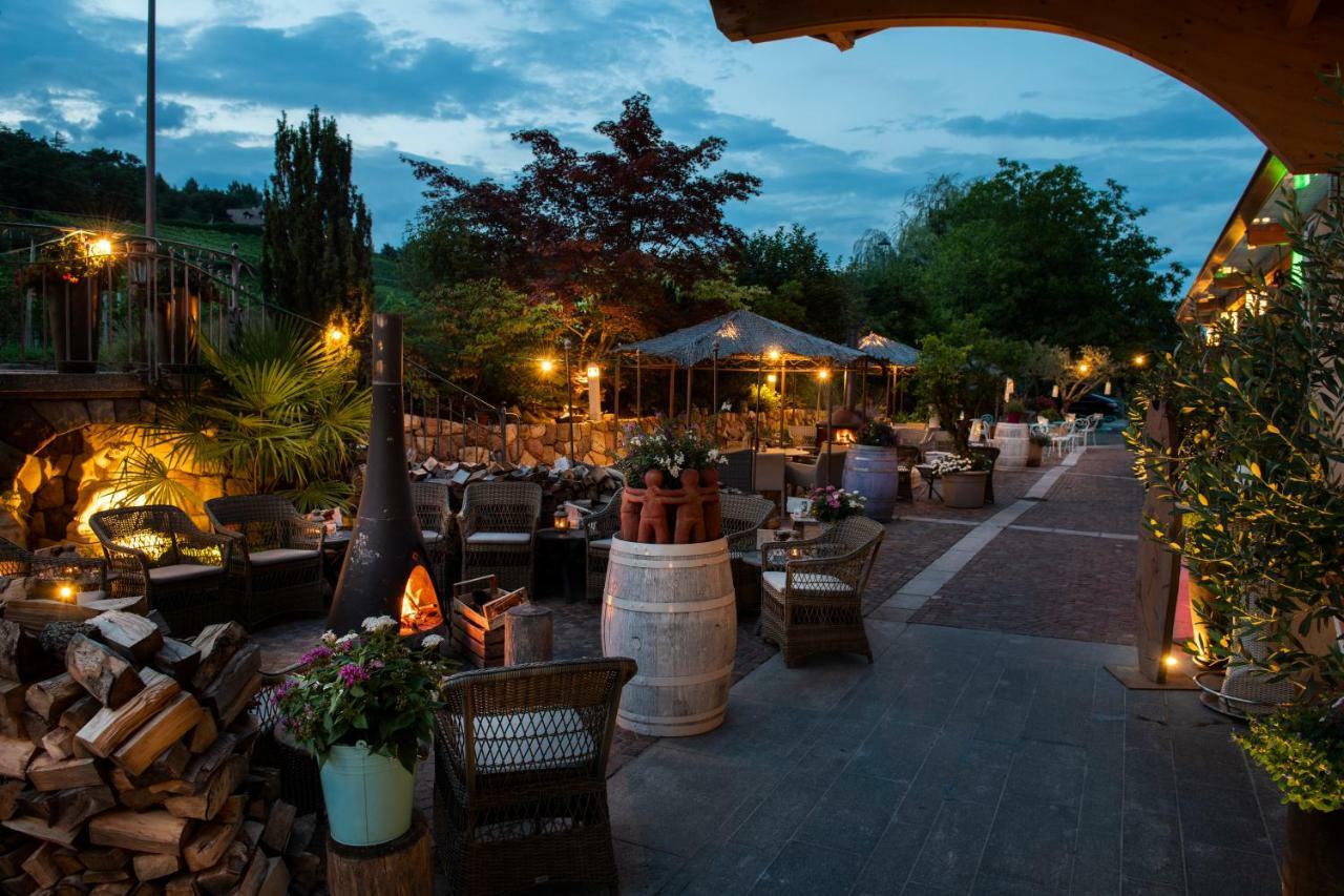 Gartenhotel Moser Appiano Sulla Strada Del Vino Luaran gambar